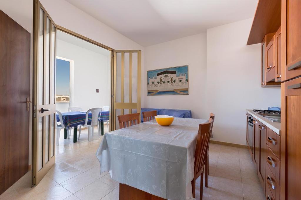 Casa Vacanza Mare Blu Торре-Лапилло Экстерьер фото